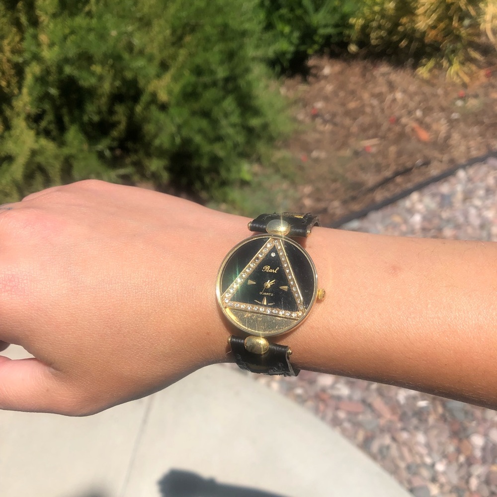 Watch - Picture 3 of 3